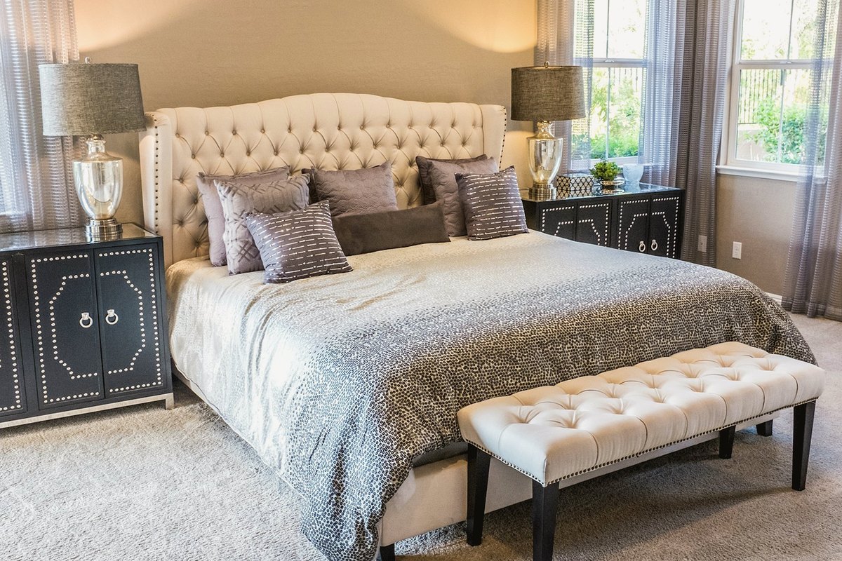 Soft carpeted living space ready for everyday use
